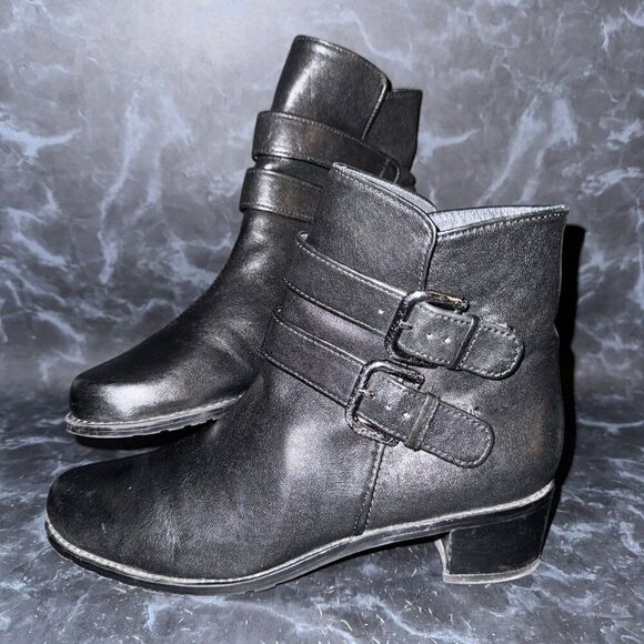 Stuart Weitzman Strapduo Moto Black Leather Heeled Booties Boots Women Size 8.5M - Picture 1 of 8